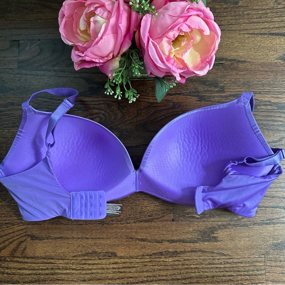 Victoria’s Secret So Obsessed wireless push up bra, 34DDD/F - Picture 2 of 3